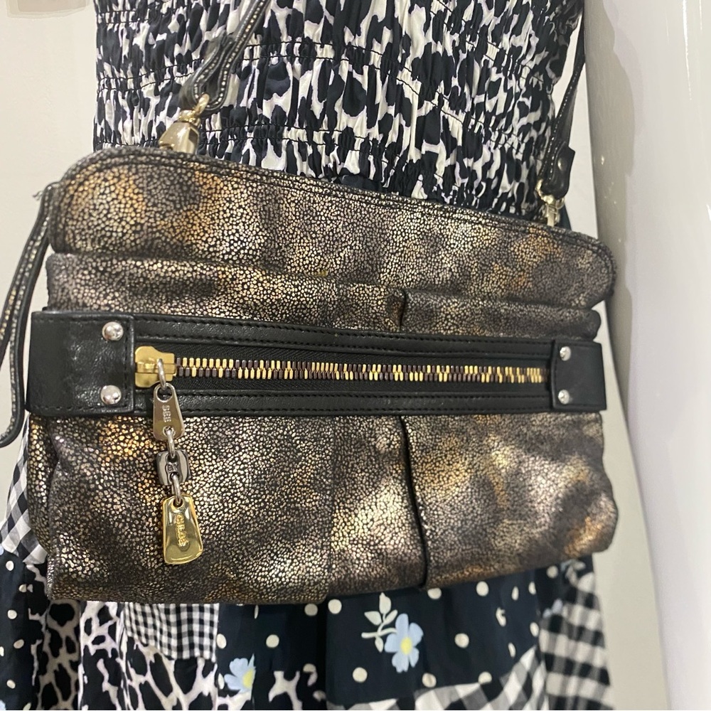 See by Chloé Textured Leather Metallic Clutch Shoulder Envelope Bag - Picture 2 of 15